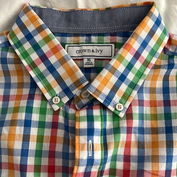 Crown & Ivy boys size XL short sleeve button down - Picture 2 of 4